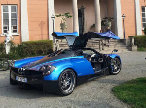 Pagani-Huayra-2