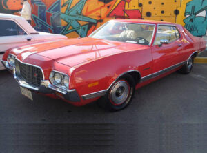 Ford-Gran-Torino-72