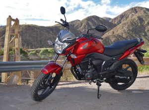 Honda-Invicta-test-2