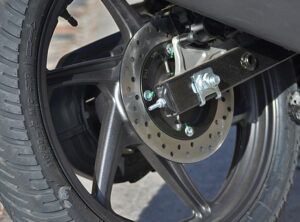 Honda-Invicta-test-8