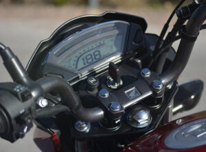 Honda-Invicta-test-9