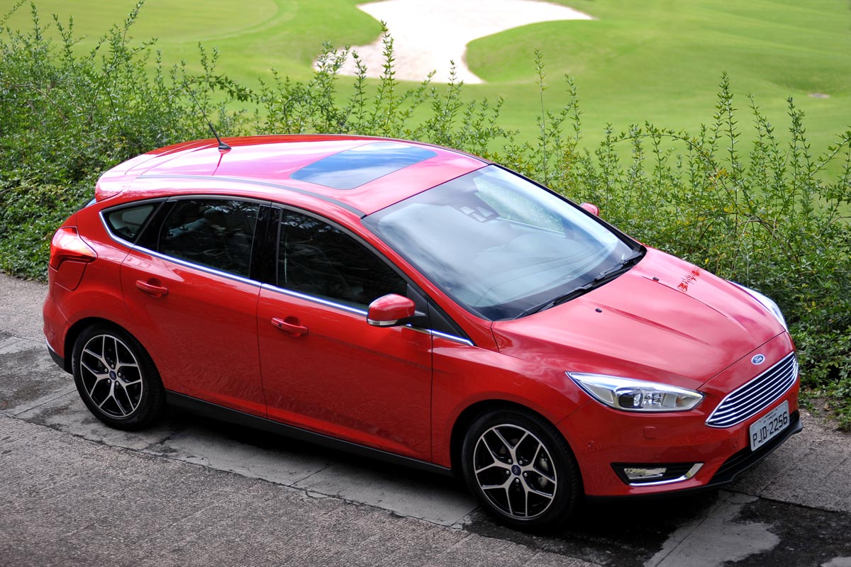 ford Focus-Titanium-2