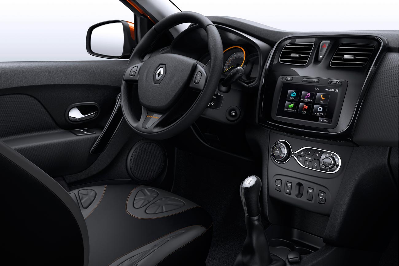 Nuevo-Renault-Sandero-Stepway---Interior-alta