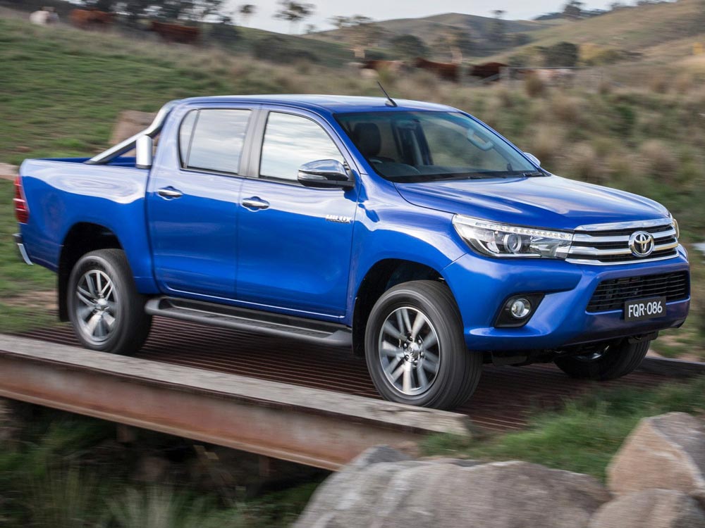 toyota-hilux2016