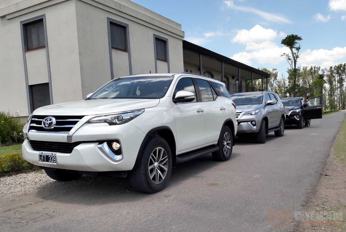 toyota sw4 2016 (13)