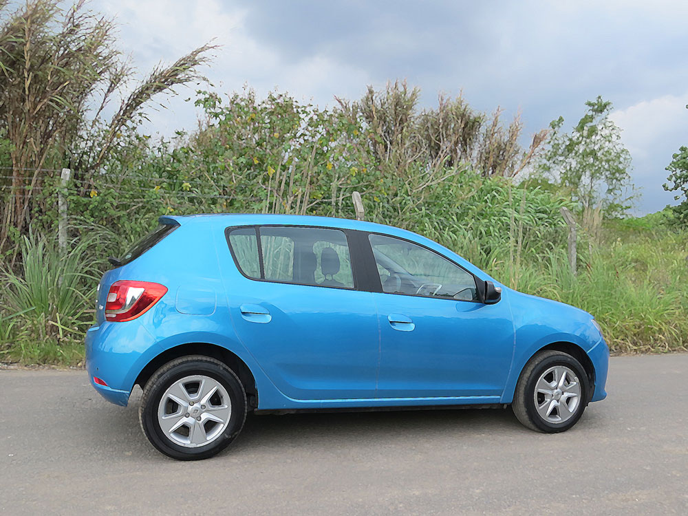Renault-Sandero2