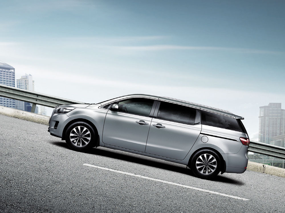Kia-carnival10