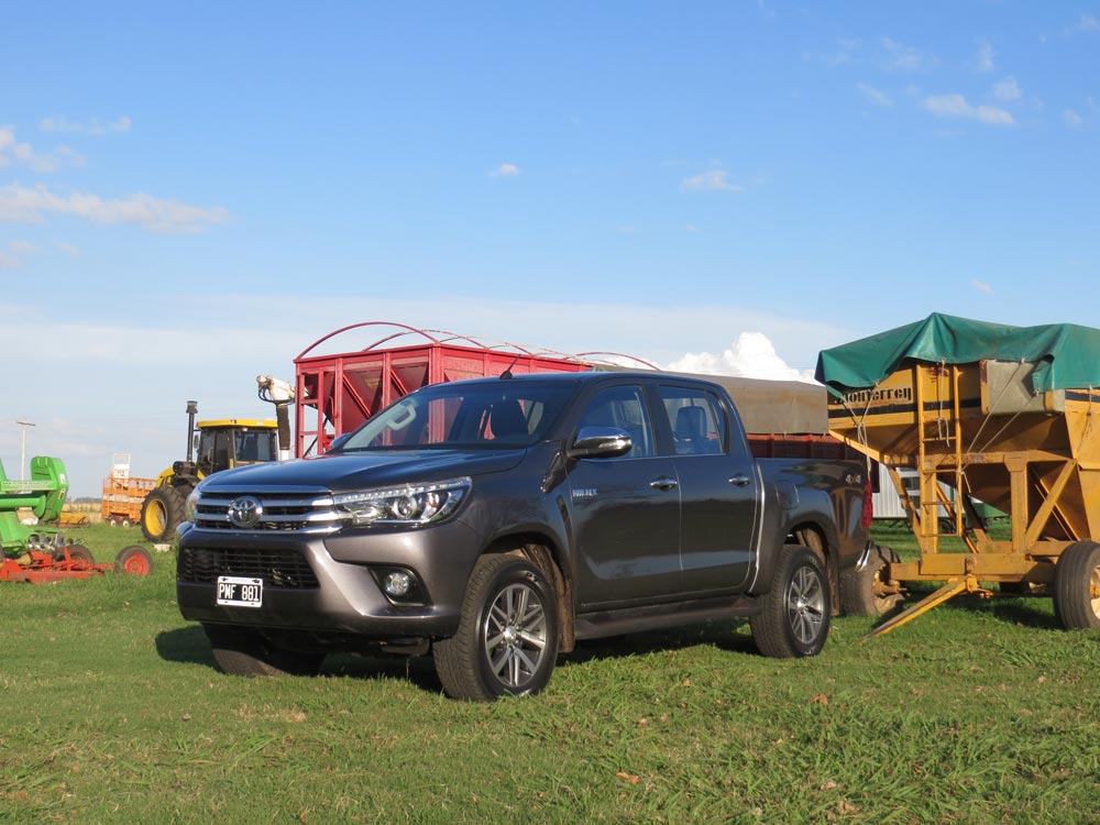 Toyota-Hilux