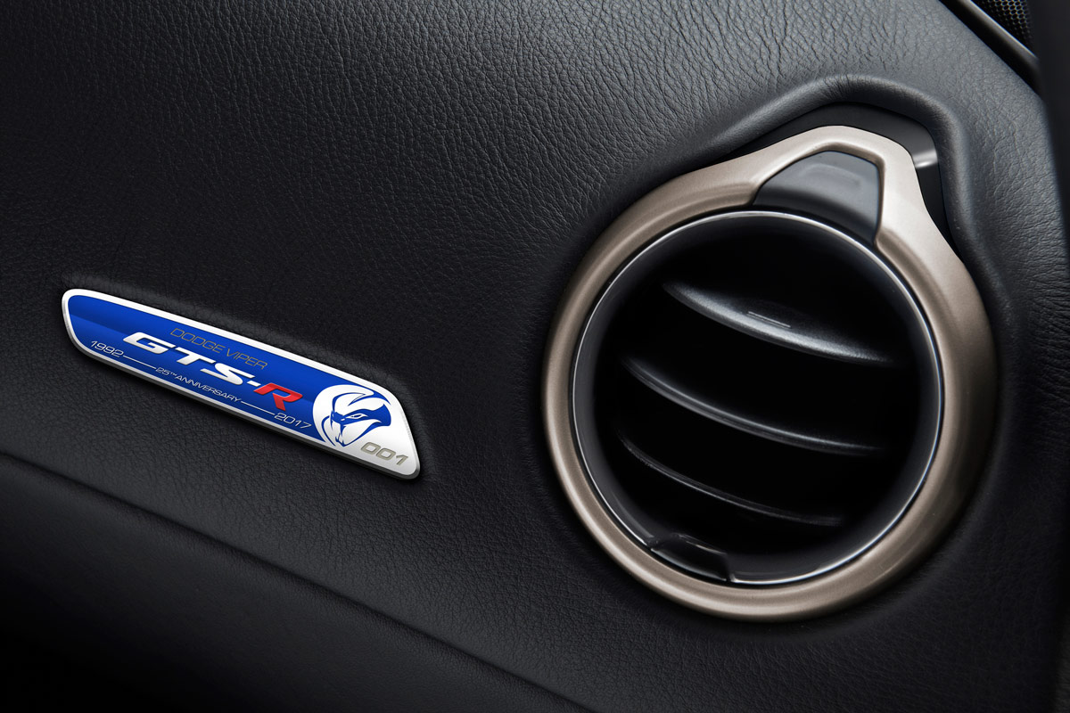 Dodge-Viper-25-Aniversario-(5)