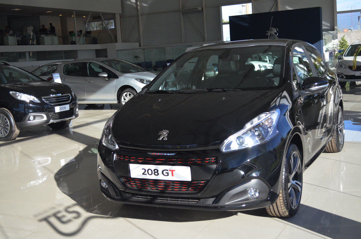 peugeot-208-gt-mendoza-1