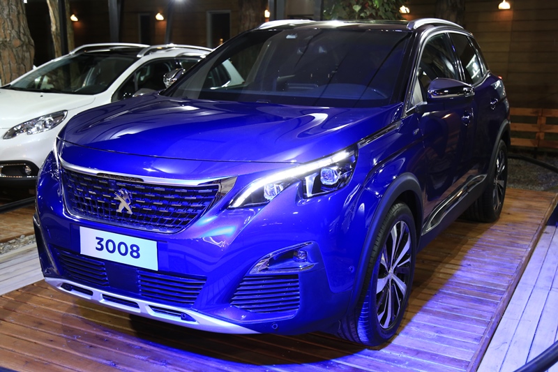 peugeot-3008_-summer-2017_b