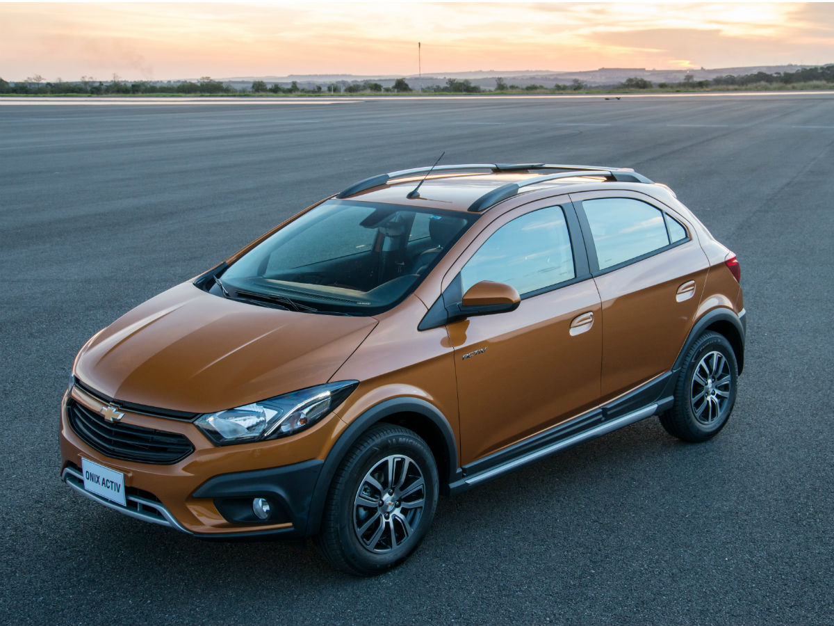 Chevrolet onix activ
