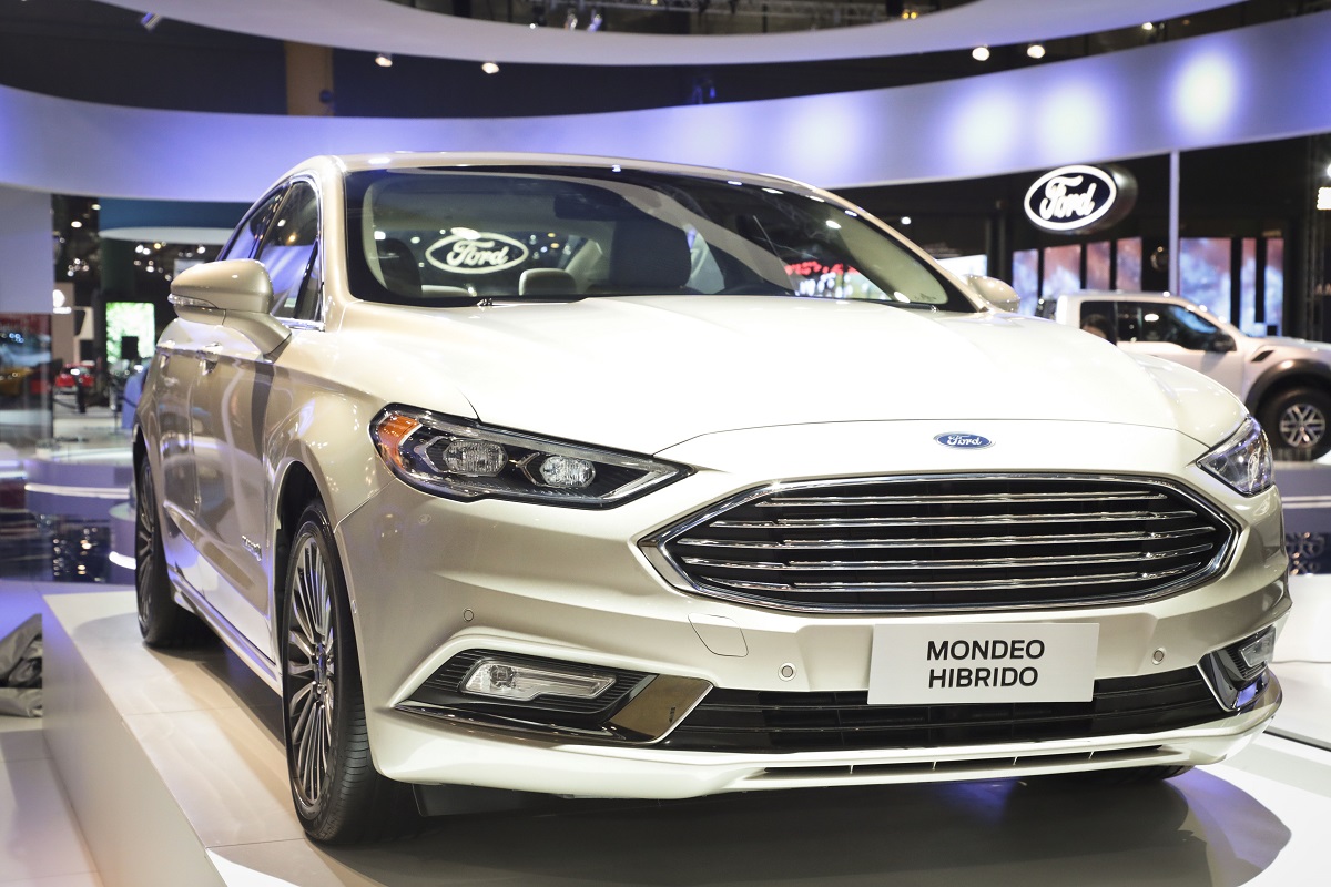 Salon del auto Ford Mondeo Hibrido