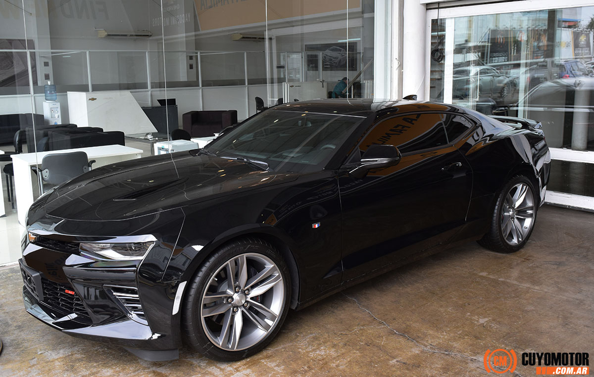 Camaro SS negro Mendoza