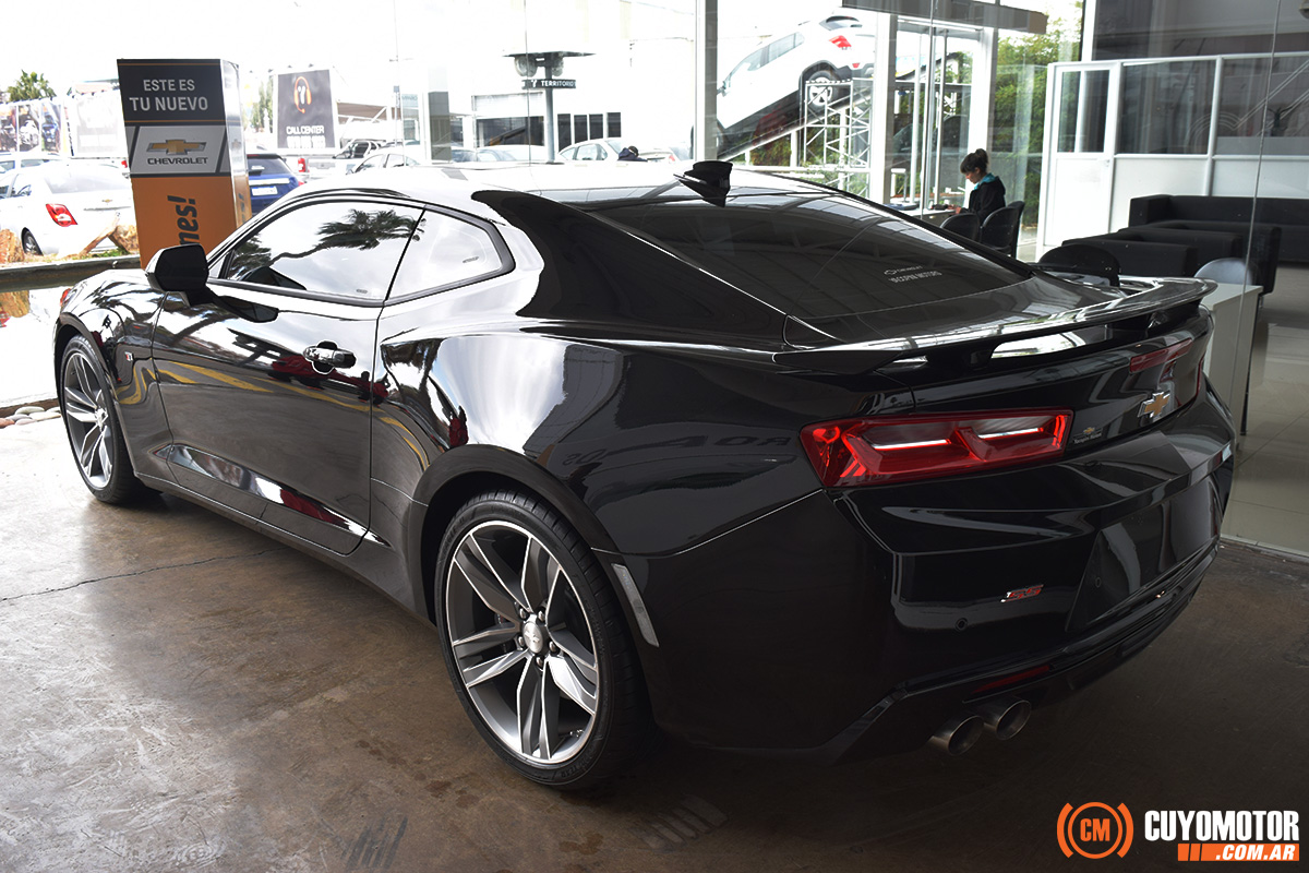 Camaro SS negro Mendoza