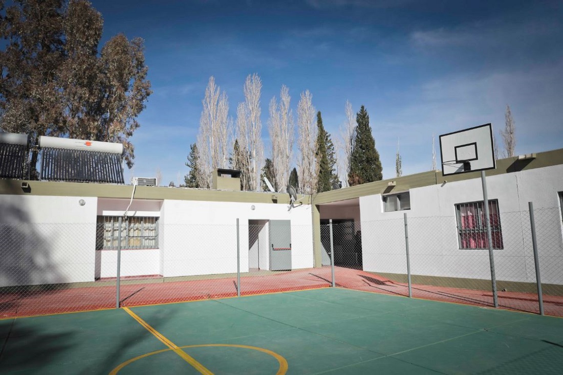 Ford y concesionarios programa educación para un mañana