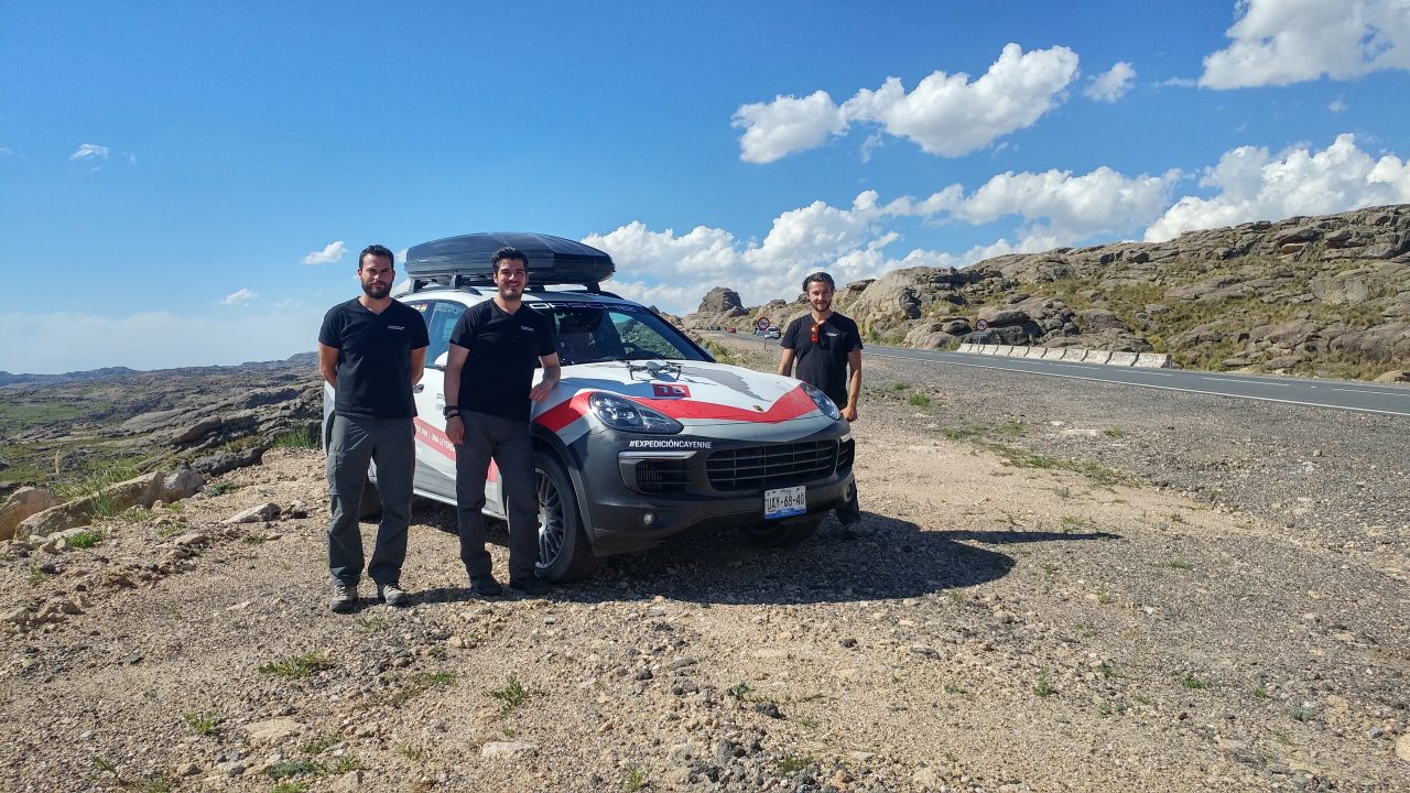cayenne expedicion pilotos