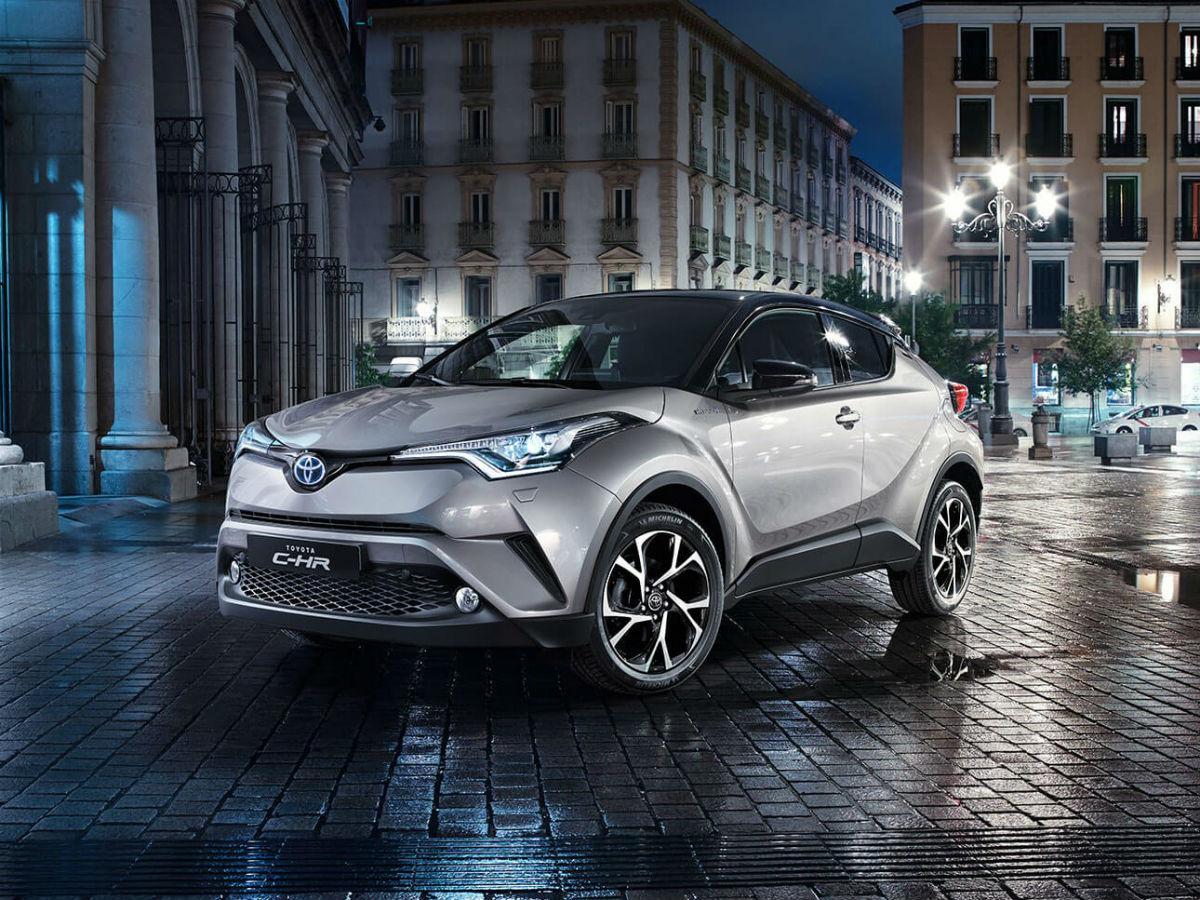 toyota c-hr 2