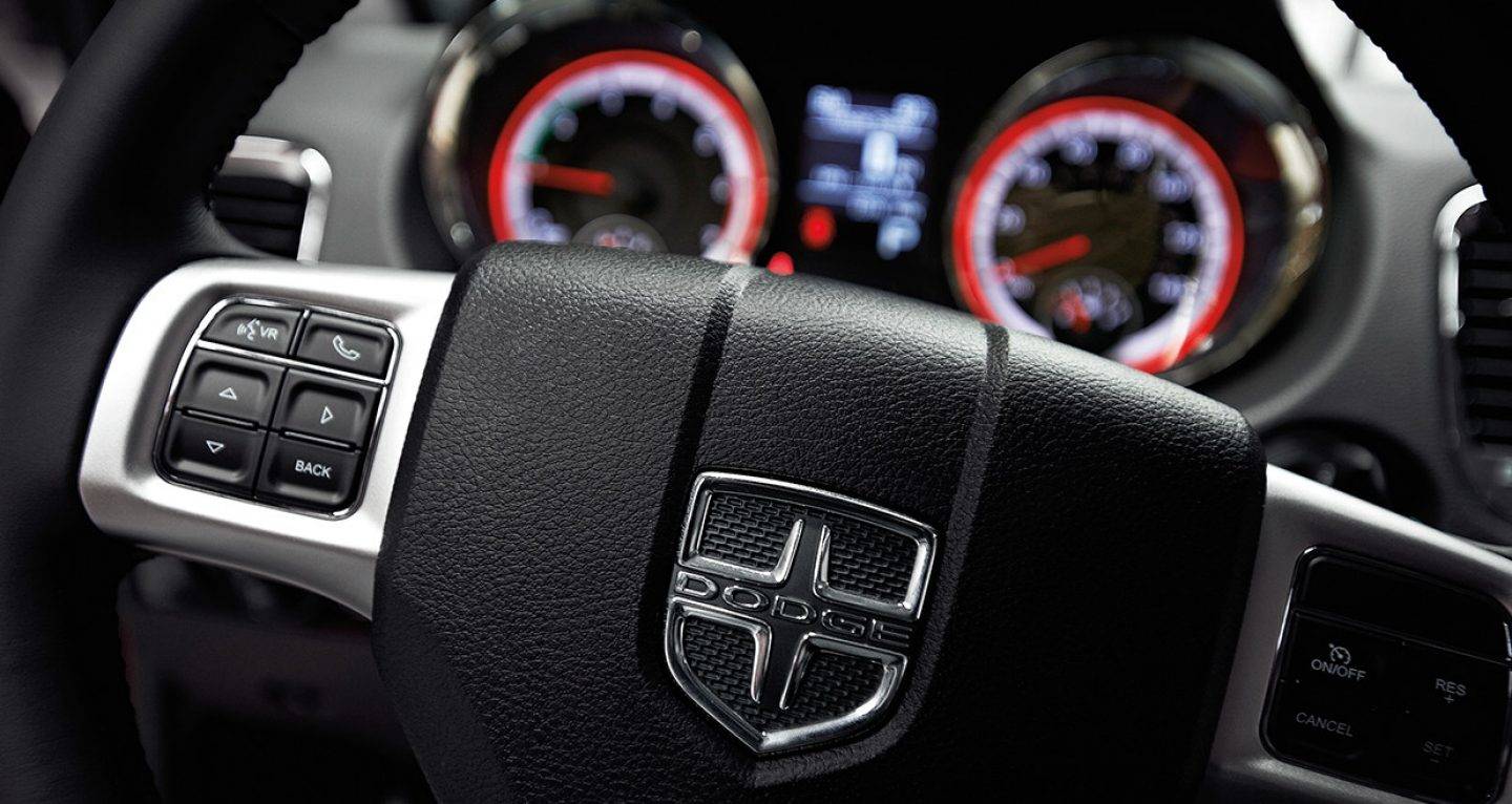 2017-dodge-journey-gallery-interior-22.jpg.image.1440