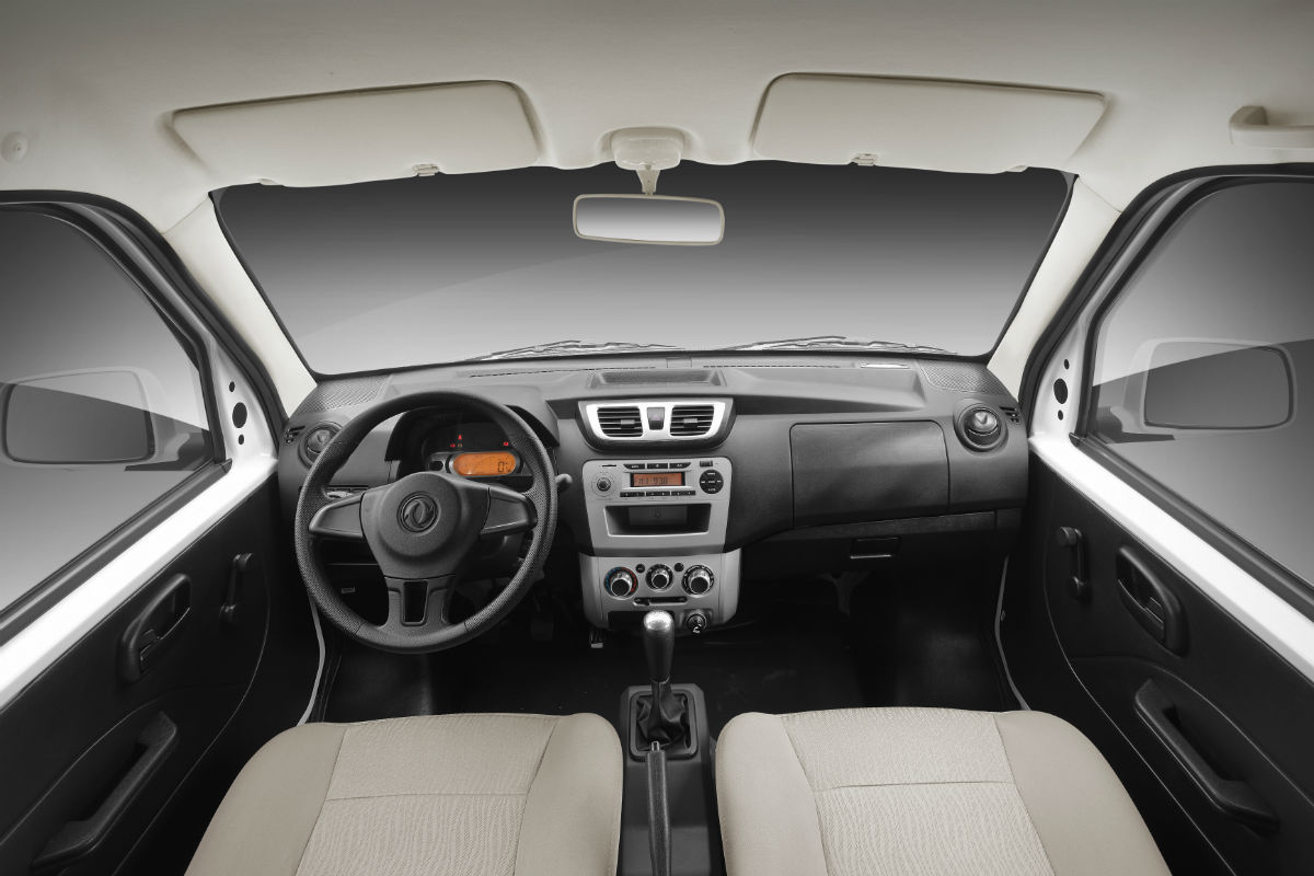 DFSK - C32 - Interior 2