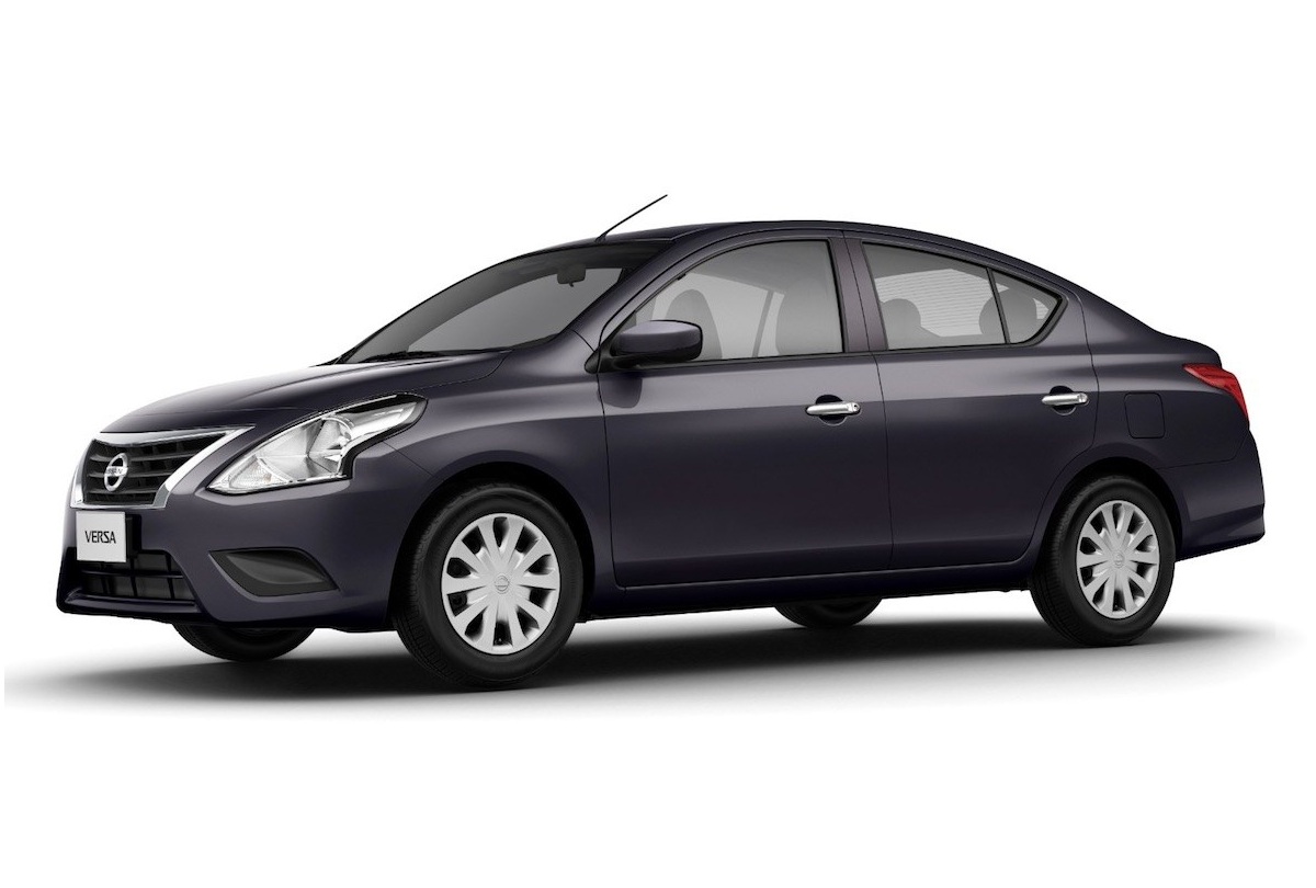 Nissan versa at 1