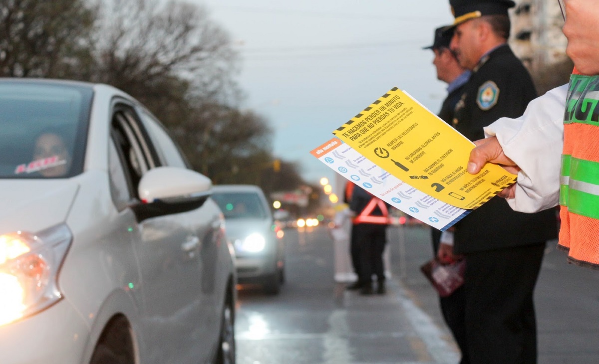 Seguridad vial Mendoza y cédula azul y cédula verde