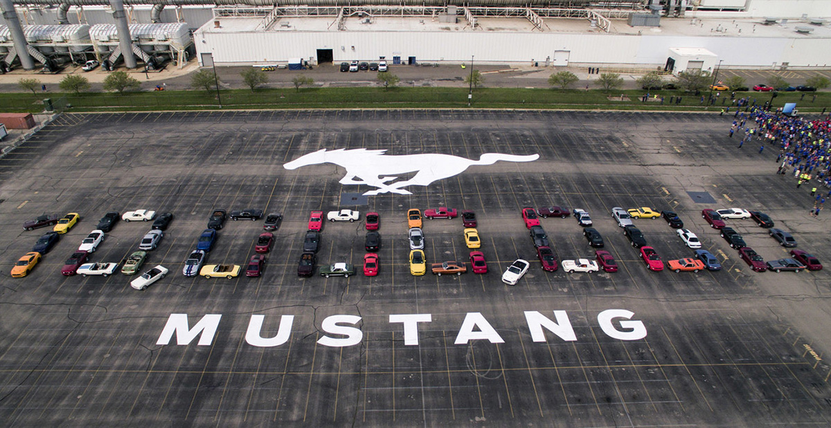 Ford Mustang 10 Millones