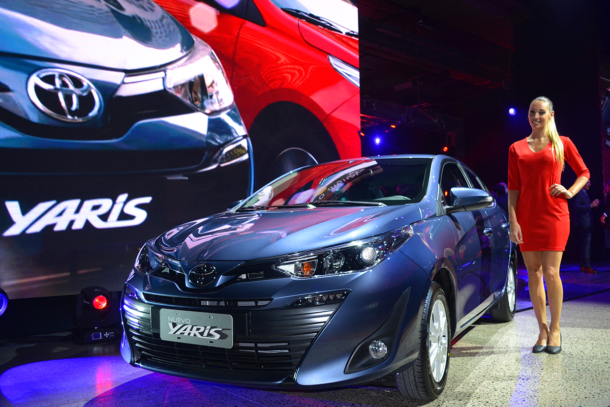 potada-yaris-lanzamiento