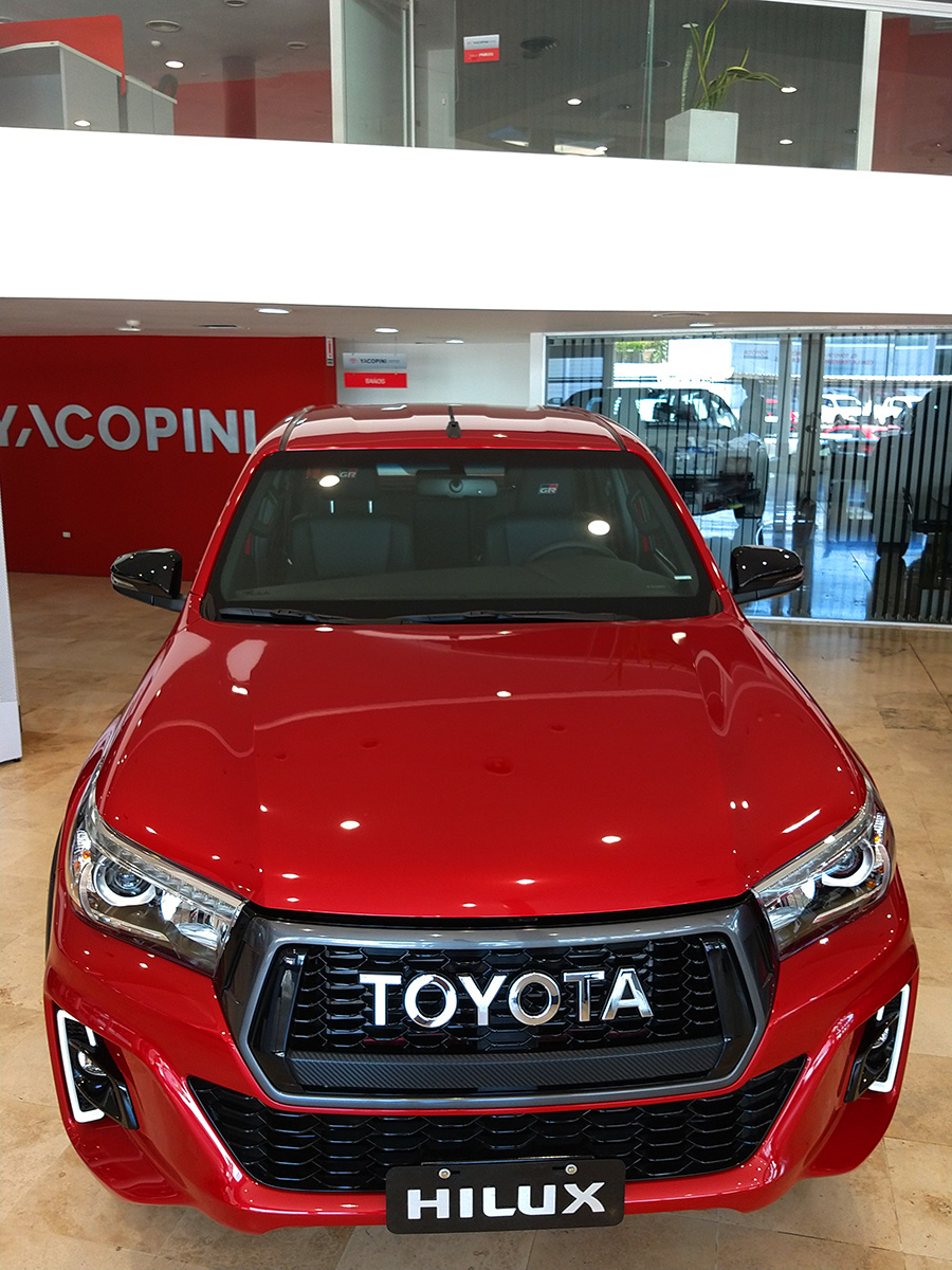 Toyota Hilux GR