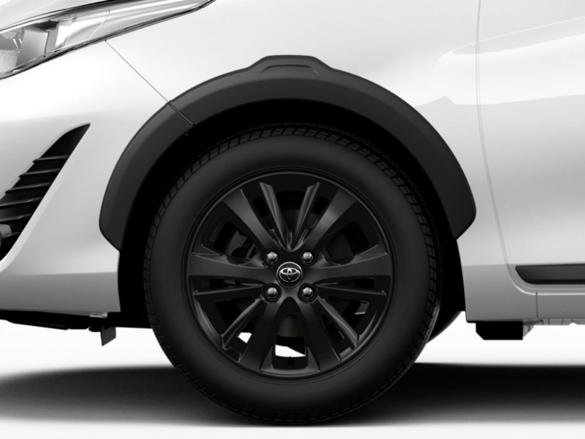 Toyota Yaris x-way 1