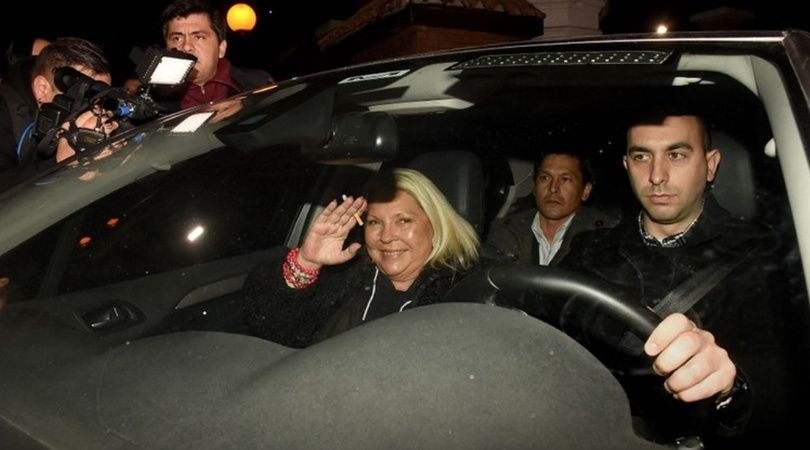 auto de carrió 2