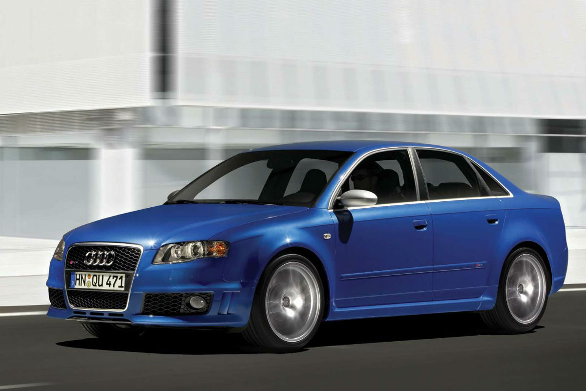Audi RS4 2005