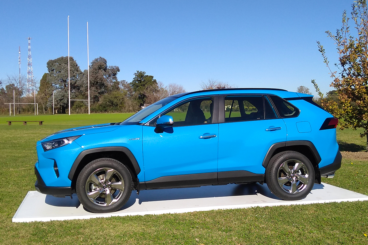 Toyota-Rav4-lanzamiento-3