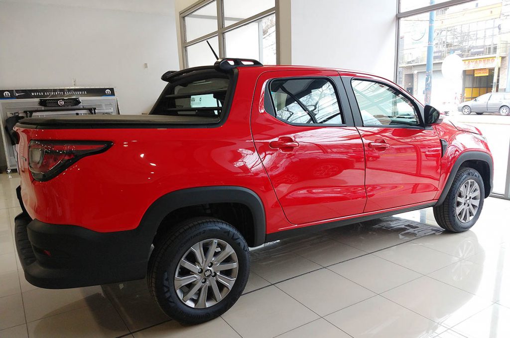 Fiat Strada 2020 DC Freedom