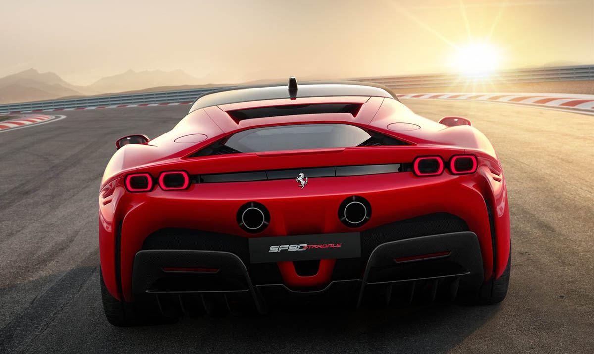 Ferrari SF90 Stradale 2020