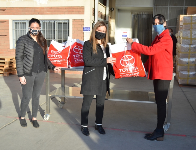 Toyota Yacopini Campaña Barbijos