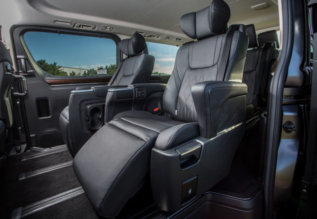 Toyota Hiace Wagon 2021