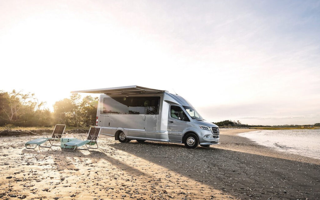 Mercedes Airstream Atlas Touring Coach 2021