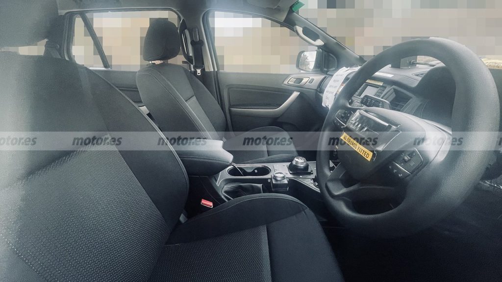 Ford Everest Interior