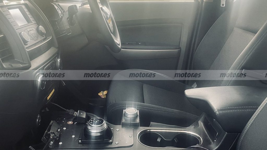 Ford Everest Interior