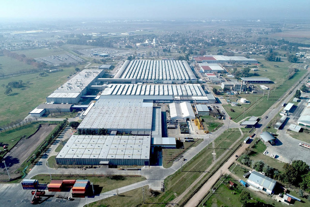 Mercedes centro Industrial Juan Manuel Fangio