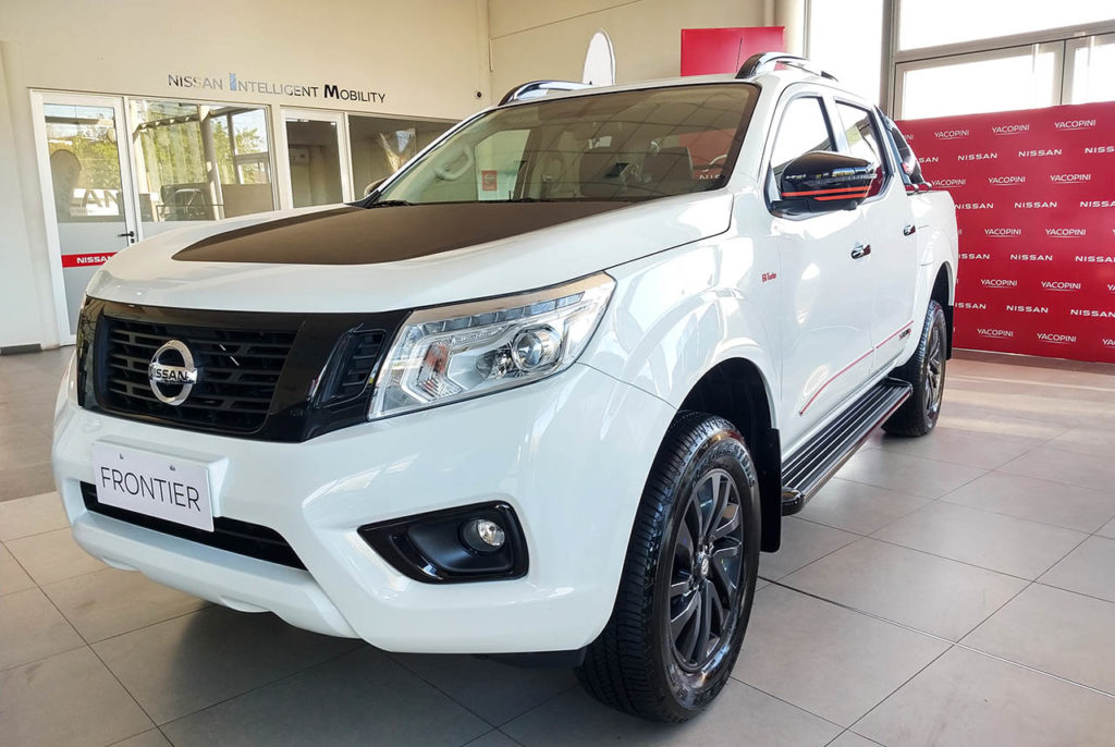 Nissan Frontier X Gear + Mendoza