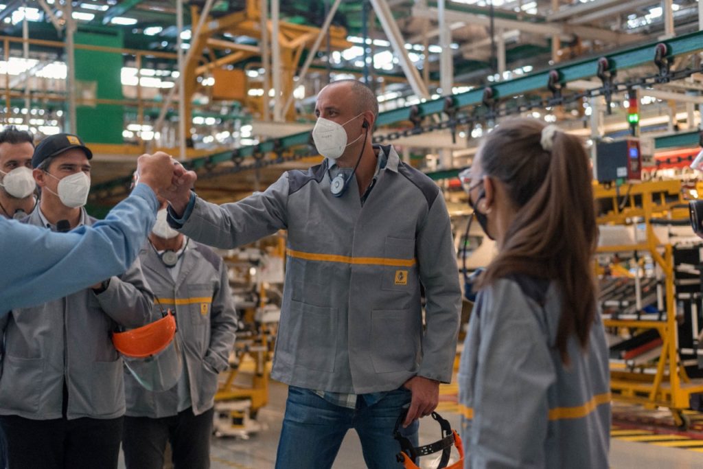 Manu Ginóbili Embajador Renault