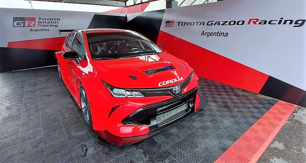 Toyota Corolla Sedan TCR