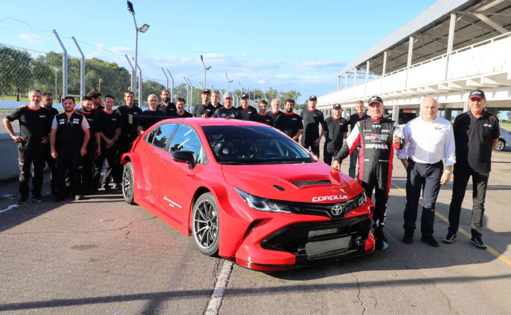 Toyota Corolla Sedan TCR