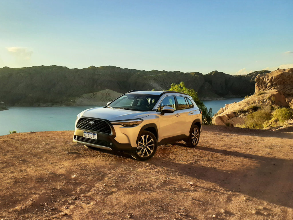 Toyota Corolla Cross 2022 gris