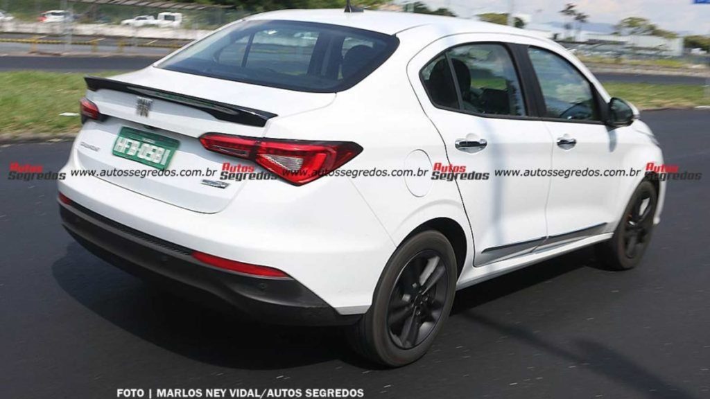 Fiat Cronos 2023 Brasil