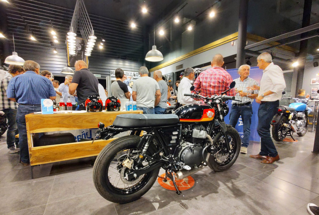 Mendoza en Moto presentación Royal
