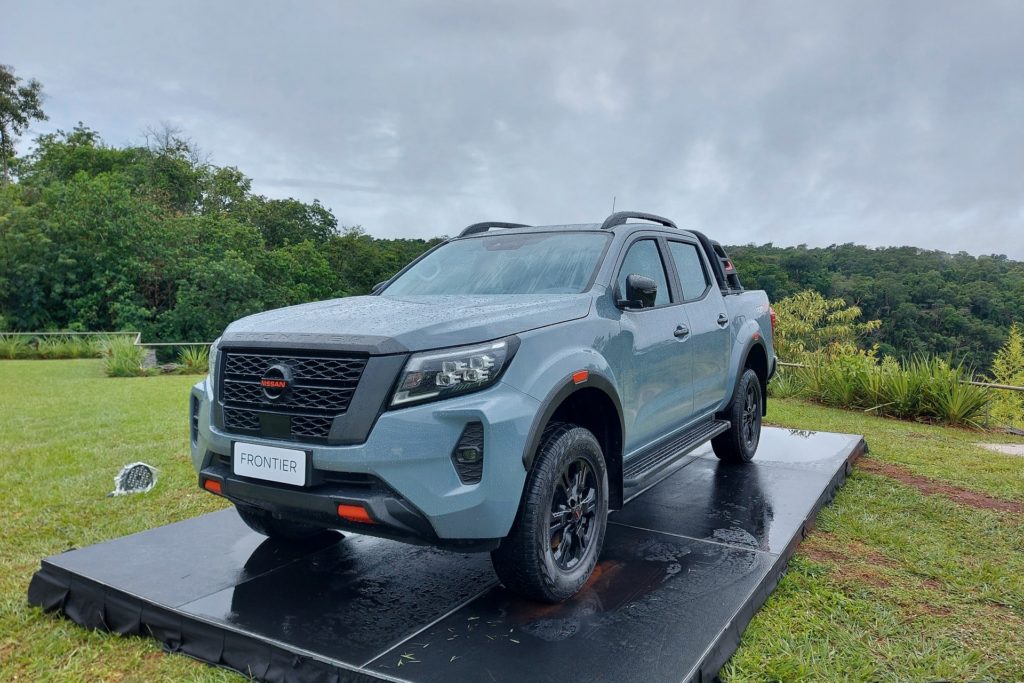 nueva nissan frontier 2022 frontal