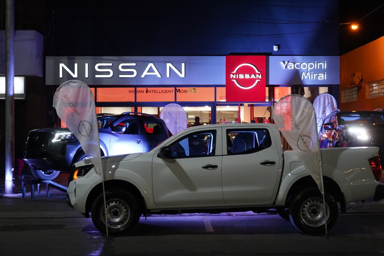 nissan frontier mirai yacopini